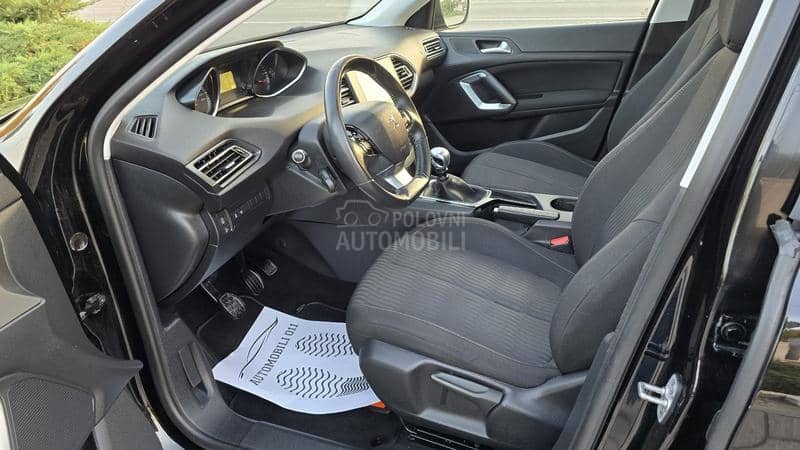 Peugeot 308 1.6 eHDI PANO