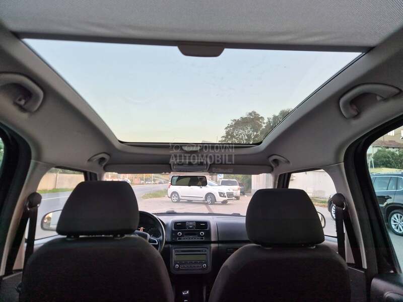 Škoda Roomster 1.6TDI C.r.o.s.s