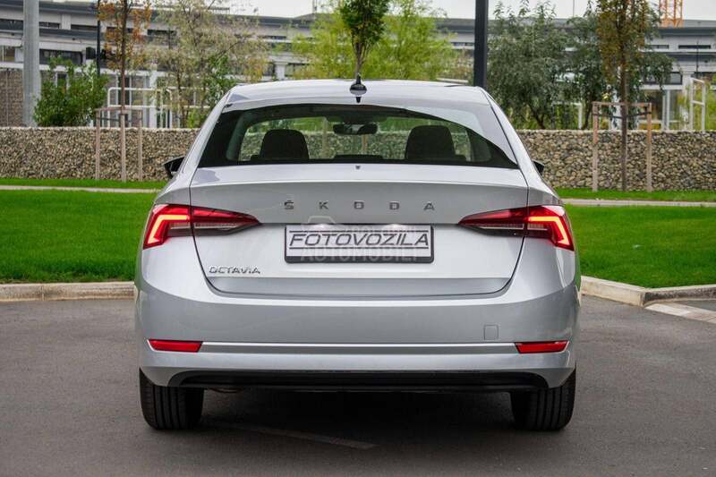Škoda Octavia 2.0 Ambition srb