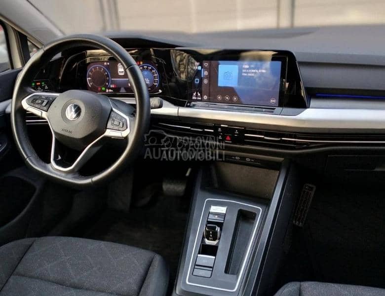 Volkswagen Golf 8 1.5 k a o N O V
