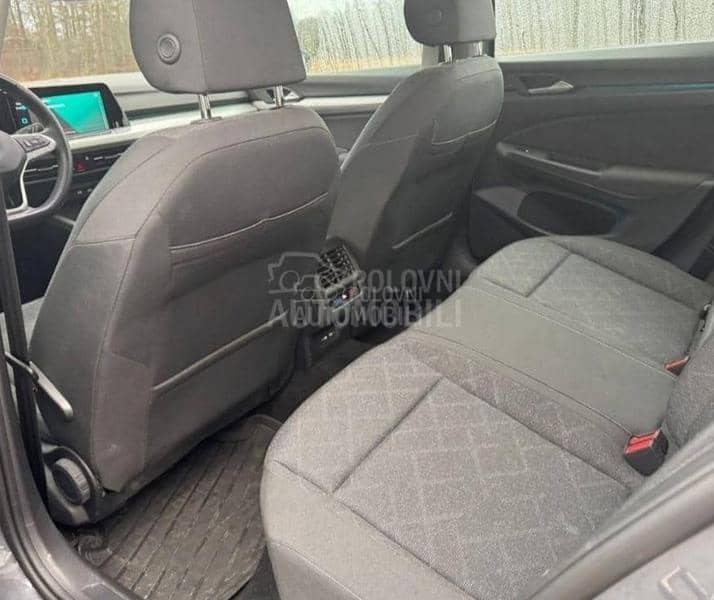 Volkswagen Golf 8 1.5 k a o N O V