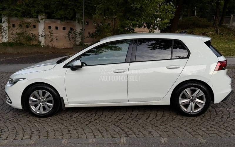 Volkswagen Golf 8 1.5 k a o N O V
