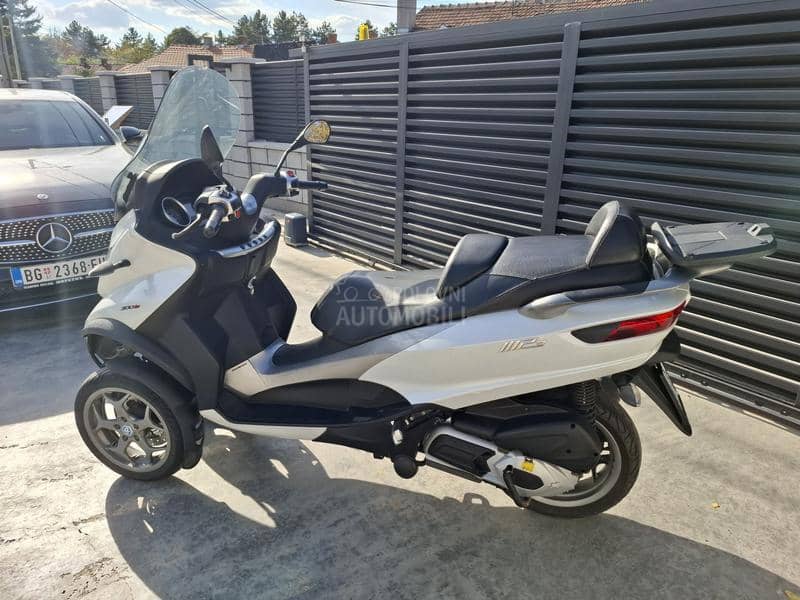 Piaggio MP3 LT B kategorija