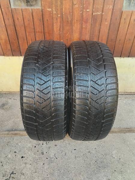 Pirelli 215/55 R17 Zimska