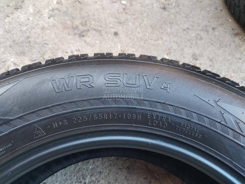 Nokian 225/65 R17 Zimska