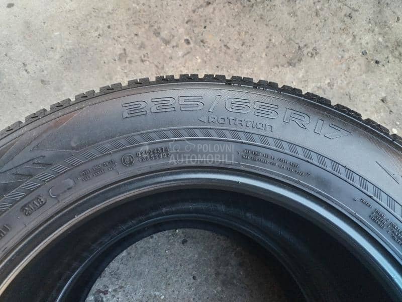 Nokian 225/65 R17 Zimska