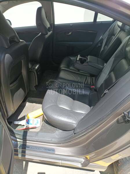 Volvo S80 2.0T