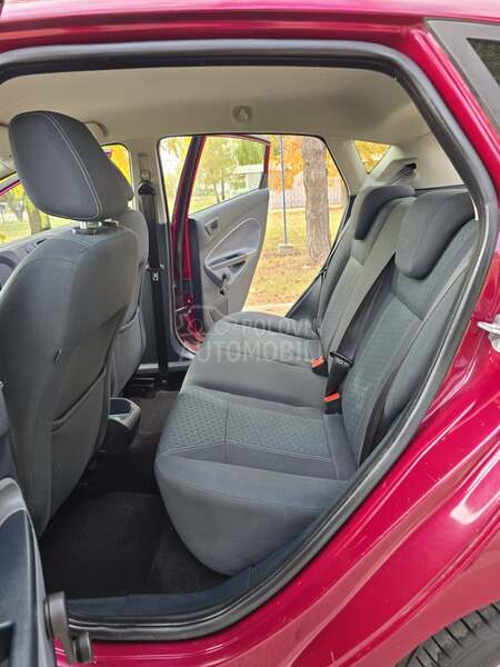 Ford Fiesta 1,25i Titanium X