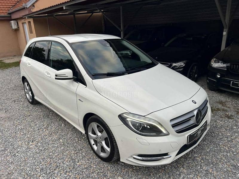 Mercedes Benz B 180 CDI/Aut7G/Led Mercedes Benz B 180 CDI/Aut7G/Led