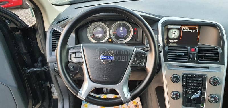 Volvo XC60 2.0 drivE.