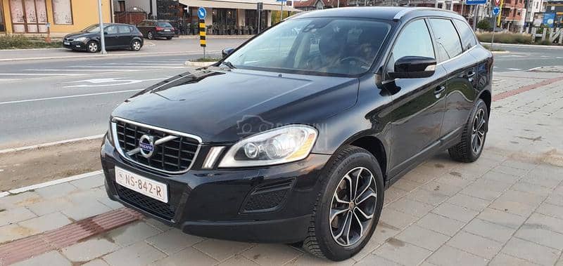 Volvo XC60 2.0 drivE.