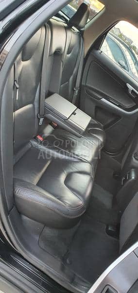 Volvo XC60 2.0 drivE.