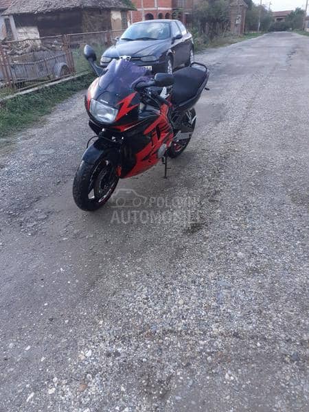 Honda cbr 600f