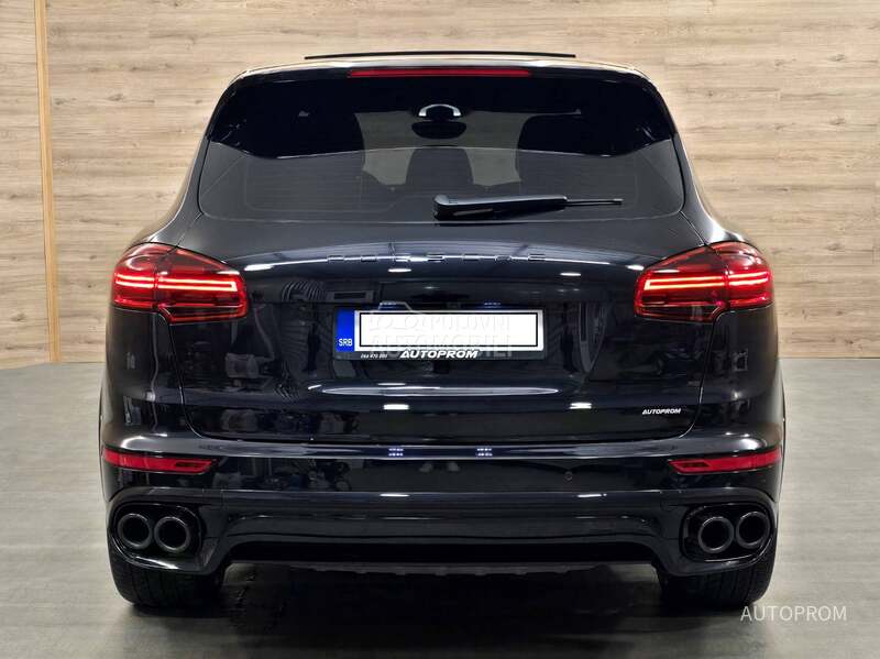 Porsche Cayenne 3.0d LED/VAZDUH