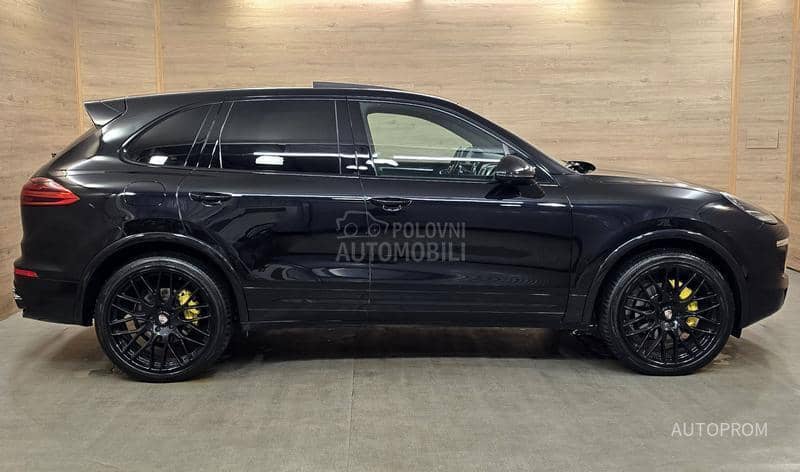 Porsche Cayenne 3.0d LED/VAZDUH