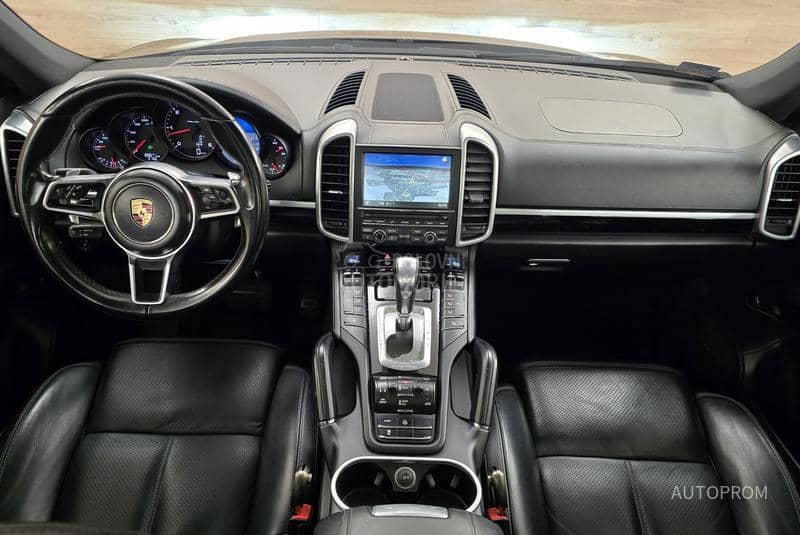 Porsche Cayenne 3.0d LED/VAZDUH