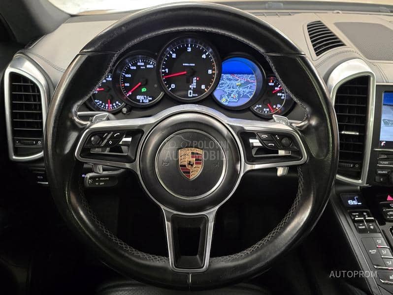 Porsche Cayenne 3.0d LED/VAZDUH