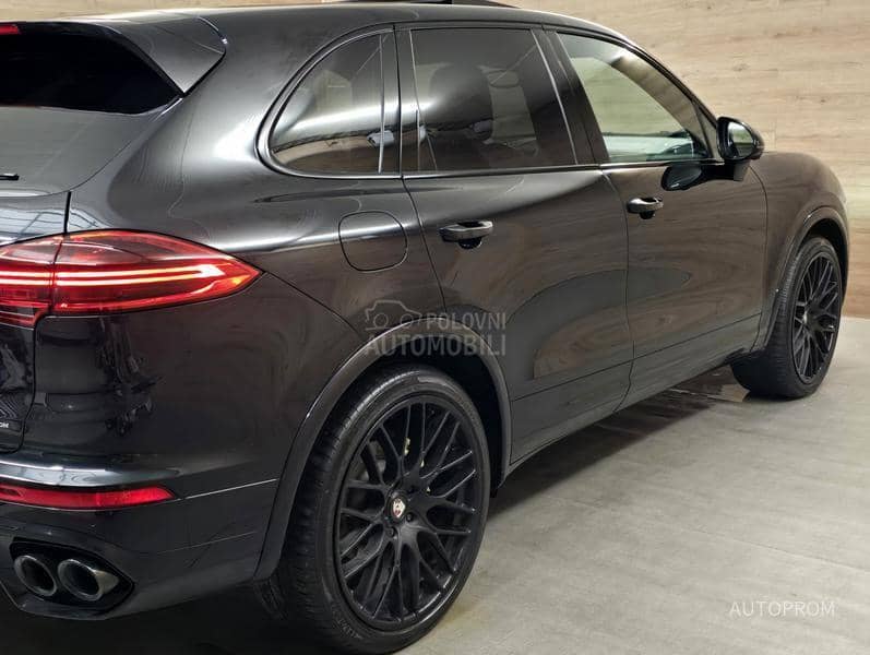 Porsche Cayenne 3.0d LED/VAZDUH