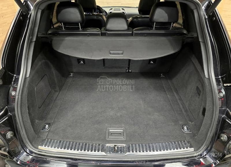 Porsche Cayenne 3.0d LED/VAZDUH