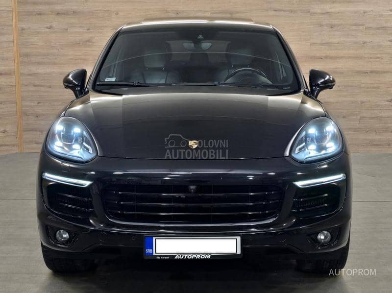 Porsche Cayenne 3.0d LED/VAZDUH