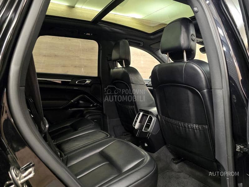 Porsche Cayenne 3.0d LED/VAZDUH