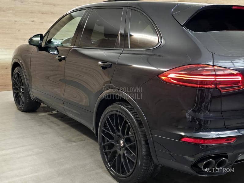 Porsche Cayenne 3.0d LED/VAZDUH