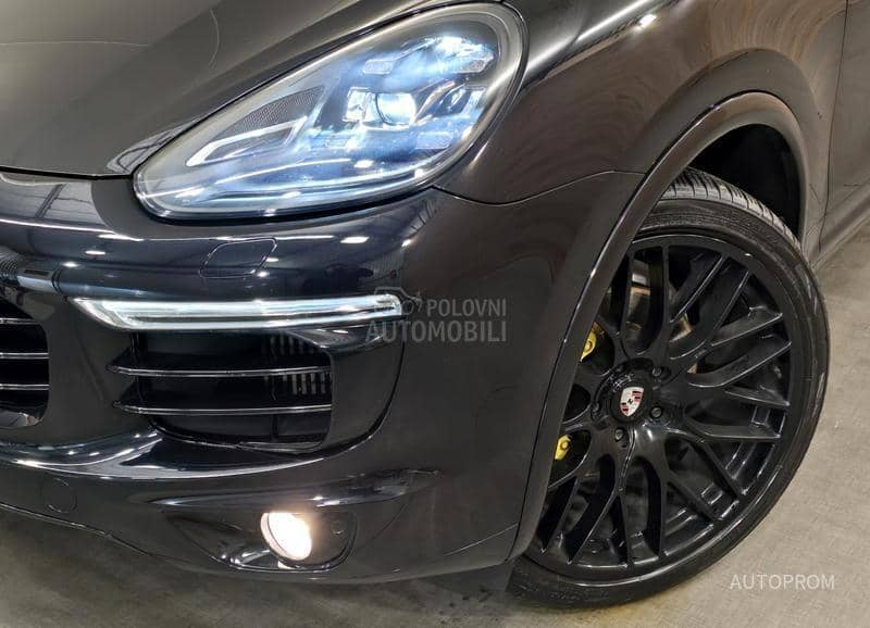 Porsche Cayenne 3.0d LED/VAZDUH