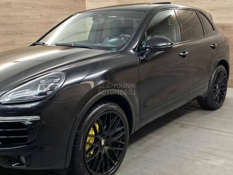 Porsche Cayenne 3.0d LED/VAZDUH