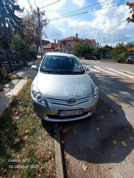 Toyota Auris 