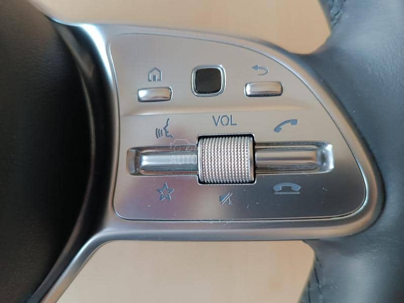 Volan Nov Mercedes G55 AMG