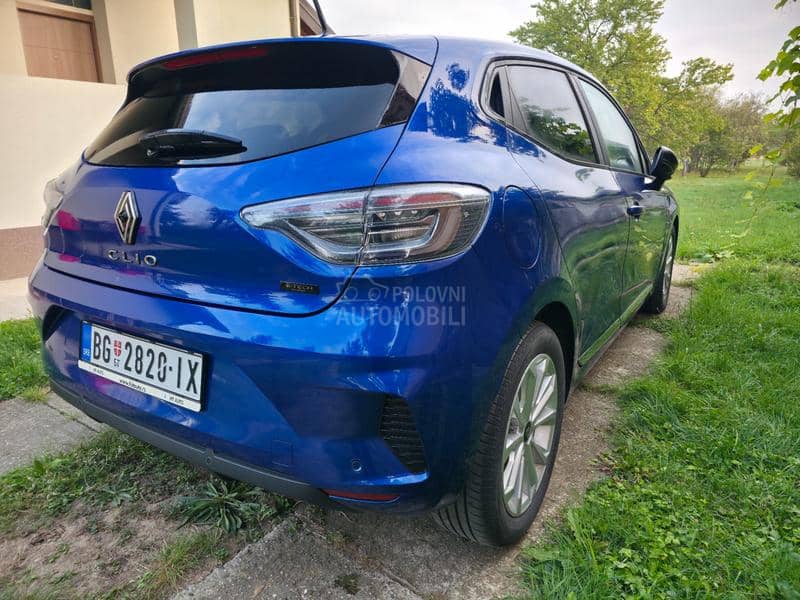 Renault Clio E-TECH Hibrid