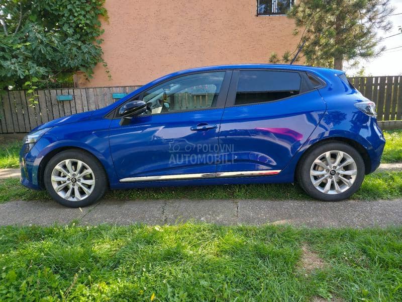 Renault Clio E-TECH Hibrid