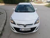 Opel Astra J 1.4i SELECTION CH
