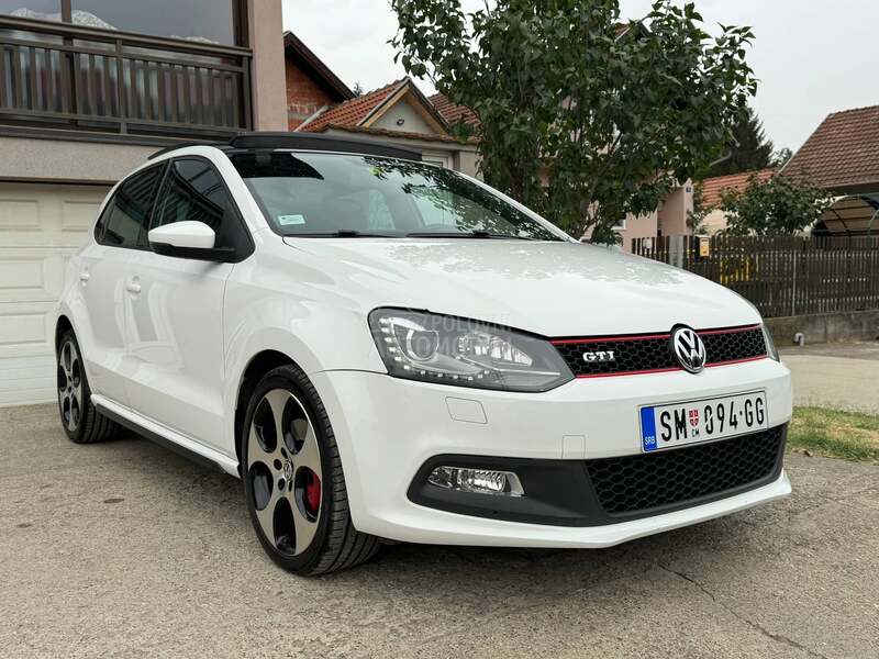 Volkswagen Polo GTI/DSG/PANO/LED