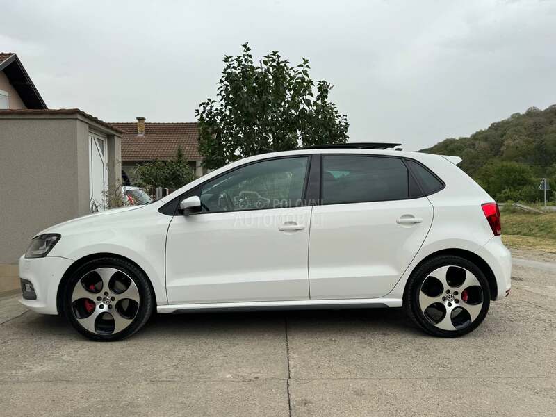 Volkswagen Polo GTI/DSG/PANO/LED