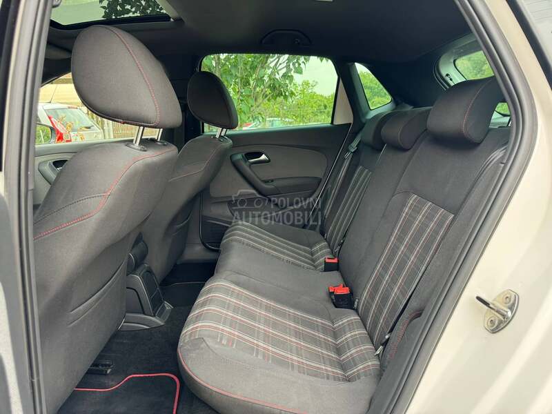 Volkswagen Polo GTI/DSG/PANO/LED