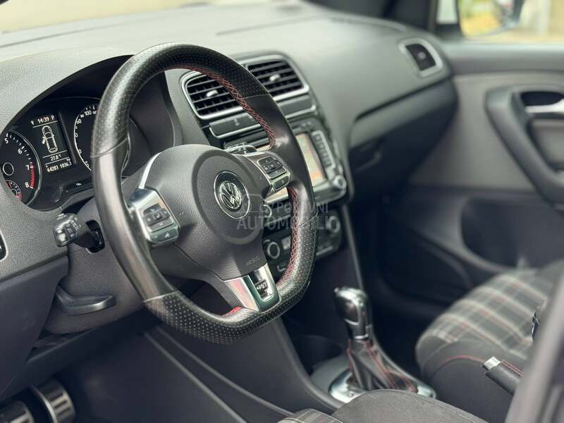 Volkswagen Polo GTI/DSG/PANO/LED