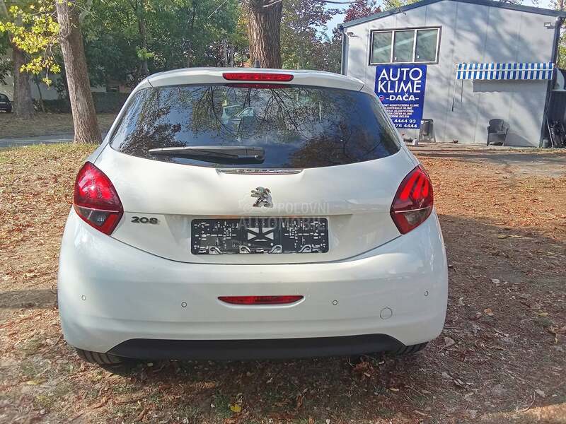 Peugeot 208 ALLURE