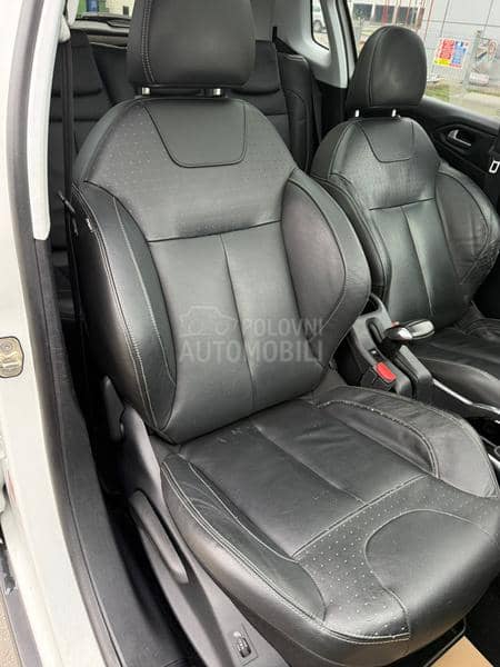 Peugeot 2008 1.6 hdi allure Peugeot 2008 1.6 hdi allure