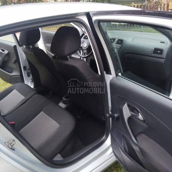 Volkswagen Polo 1.2B CH