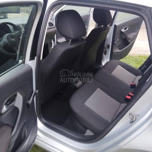 Volkswagen Polo 1.2B CH
