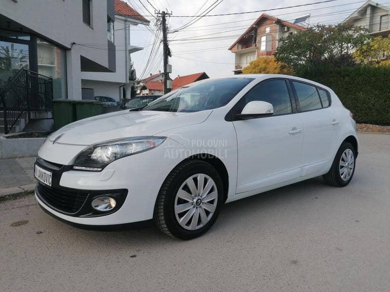 Renault Megane 2.0i DYNAMIQUE CH