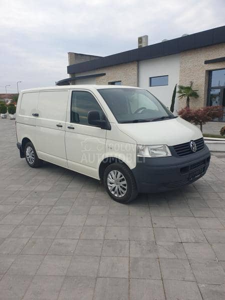 Volkswagen Transporter T5 1.9 TDI/TOP