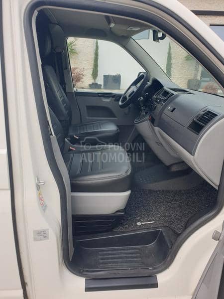 Volkswagen Transporter T5 1.9 TDI/TOP