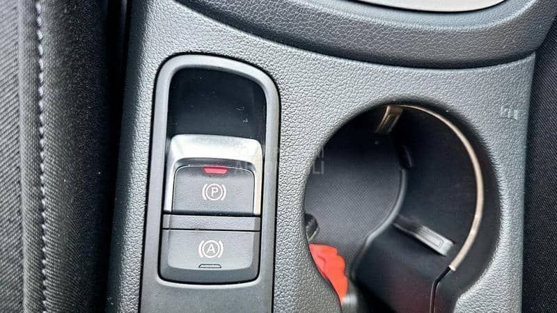 Audi Q3 2.0TDI/QUATTRO/AUT