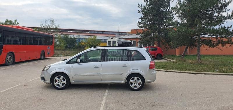 Opel Zafira 7//S E D I S T A