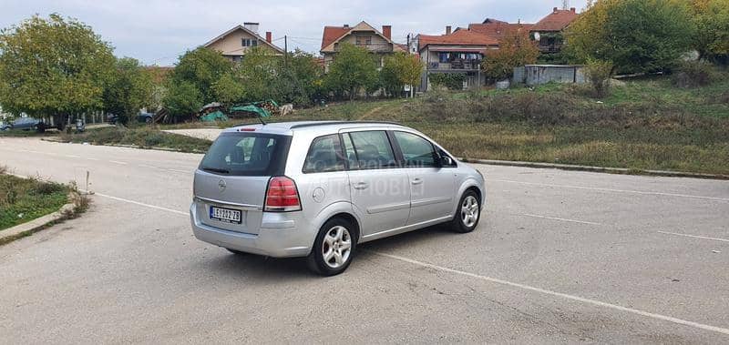 Opel Zafira 7//S E D I S T A