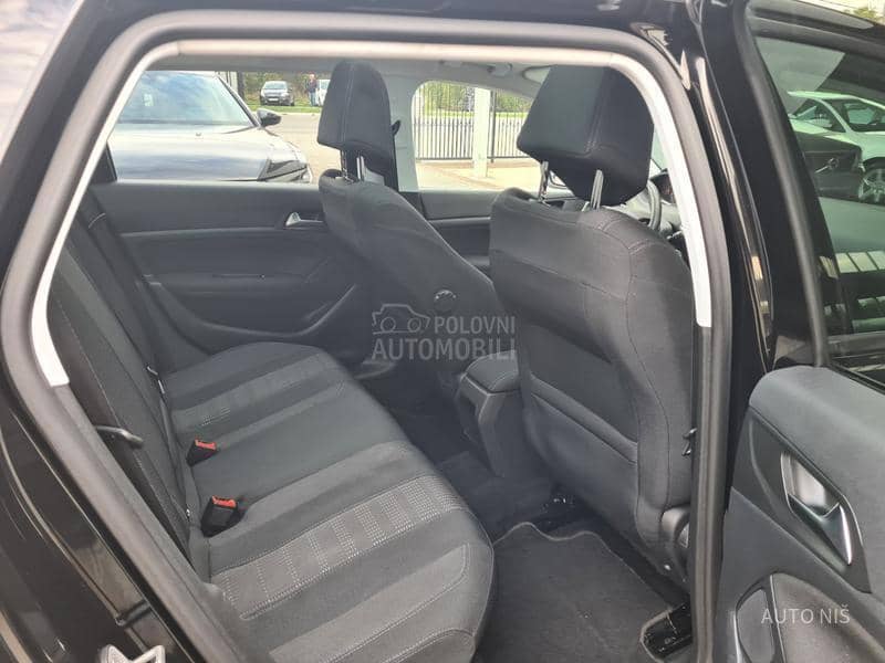 Peugeot 308 1.6 BLUEHDI ALLURE