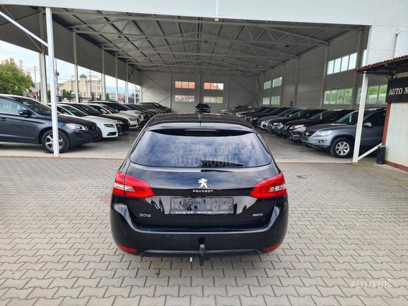 Peugeot 308 1.6 BLUEHDI ALLURE