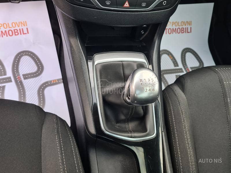 Peugeot 308 1.6 BLUEHDI ALLURE